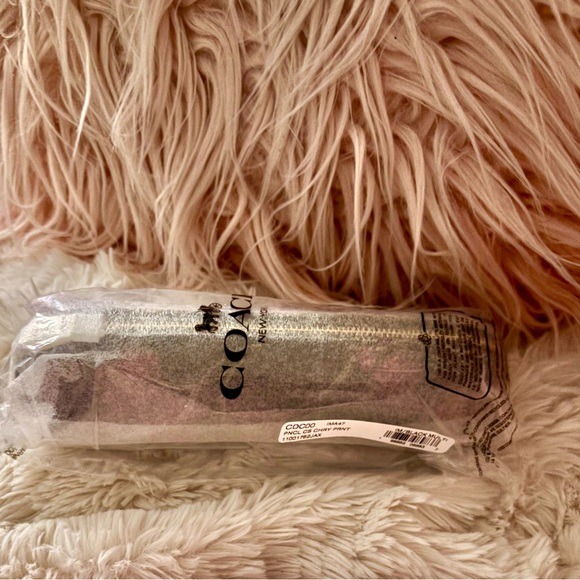 NEW Coach Limited Edition Cherry Print Black Red Multi Coated Canvas Pencil Case - Picture 5 of 13